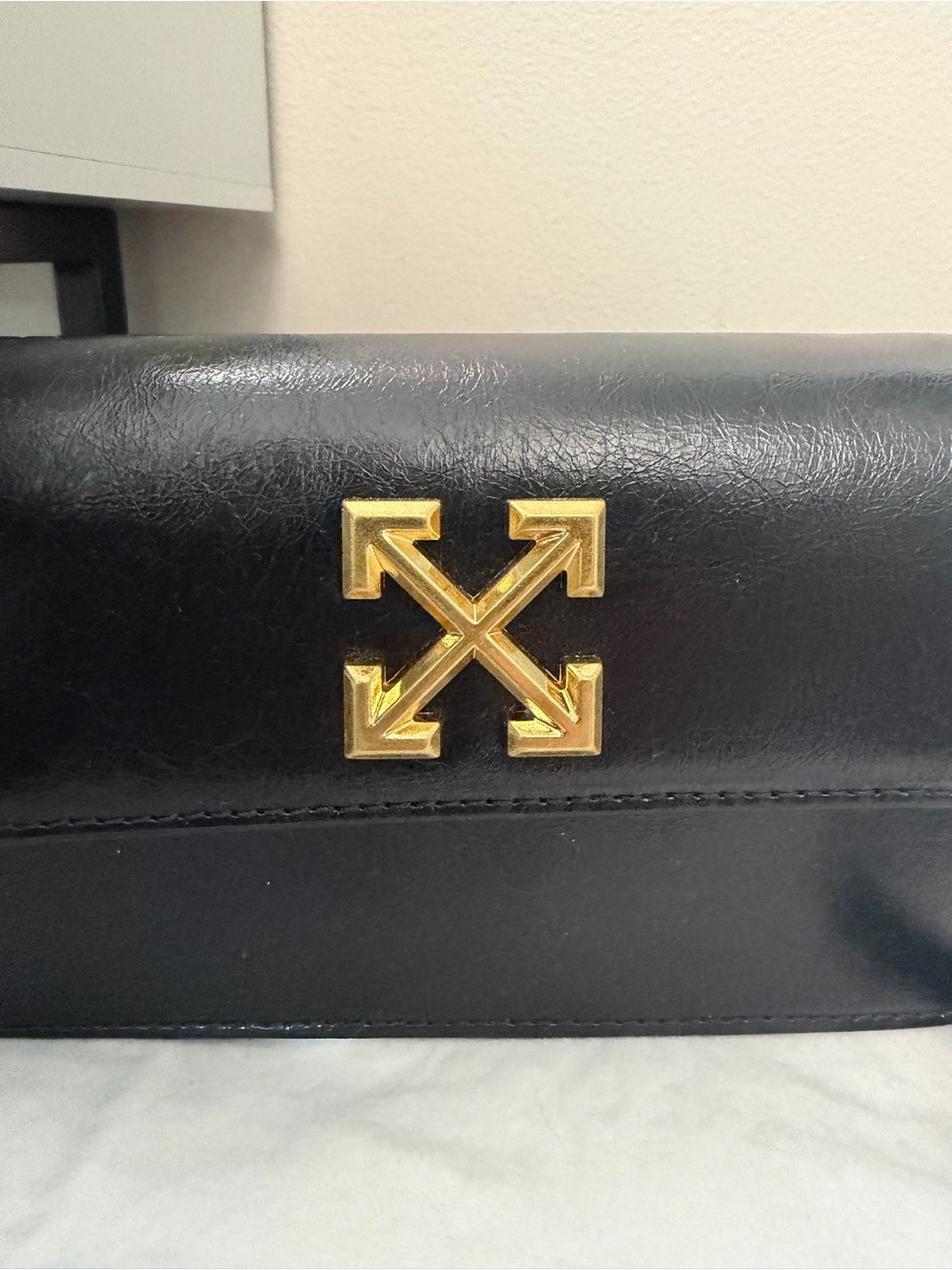 Off-White Black Leather Crossbody with Gold Arrow Motif - Picture 2 of 6